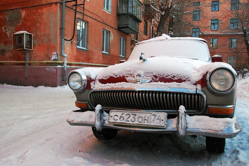 Старая "Волга"