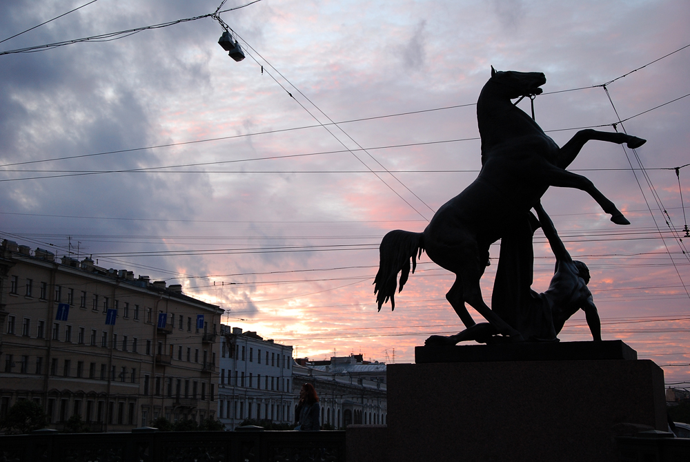 В городе силуэтов
