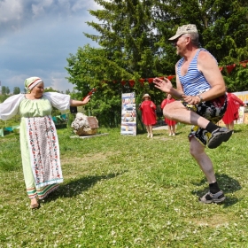 танцуй пока молодой