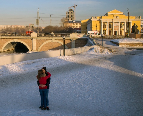 Весна наступает