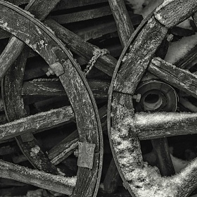 Старые колеса автора fotososunov1955