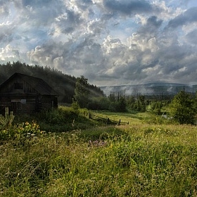 Утренний пейзаж с баней автора fotososunov1955