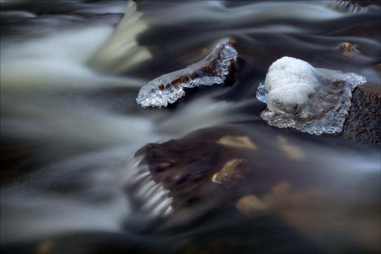 Холодная вода (серия)