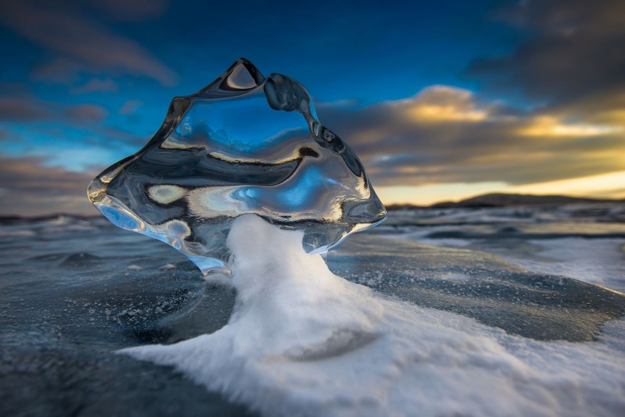 Ледяные скульптуры природы (серия)