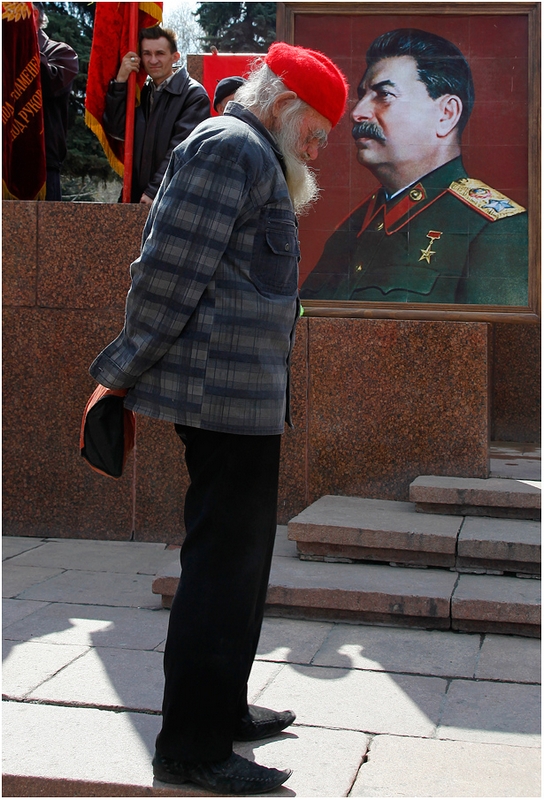 Серия "Красный первомай". Олег Астахов. Челябинск
