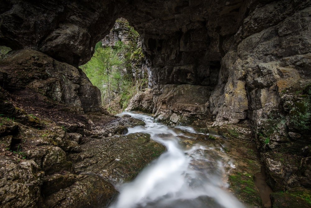 Водопад Куперля (серия)