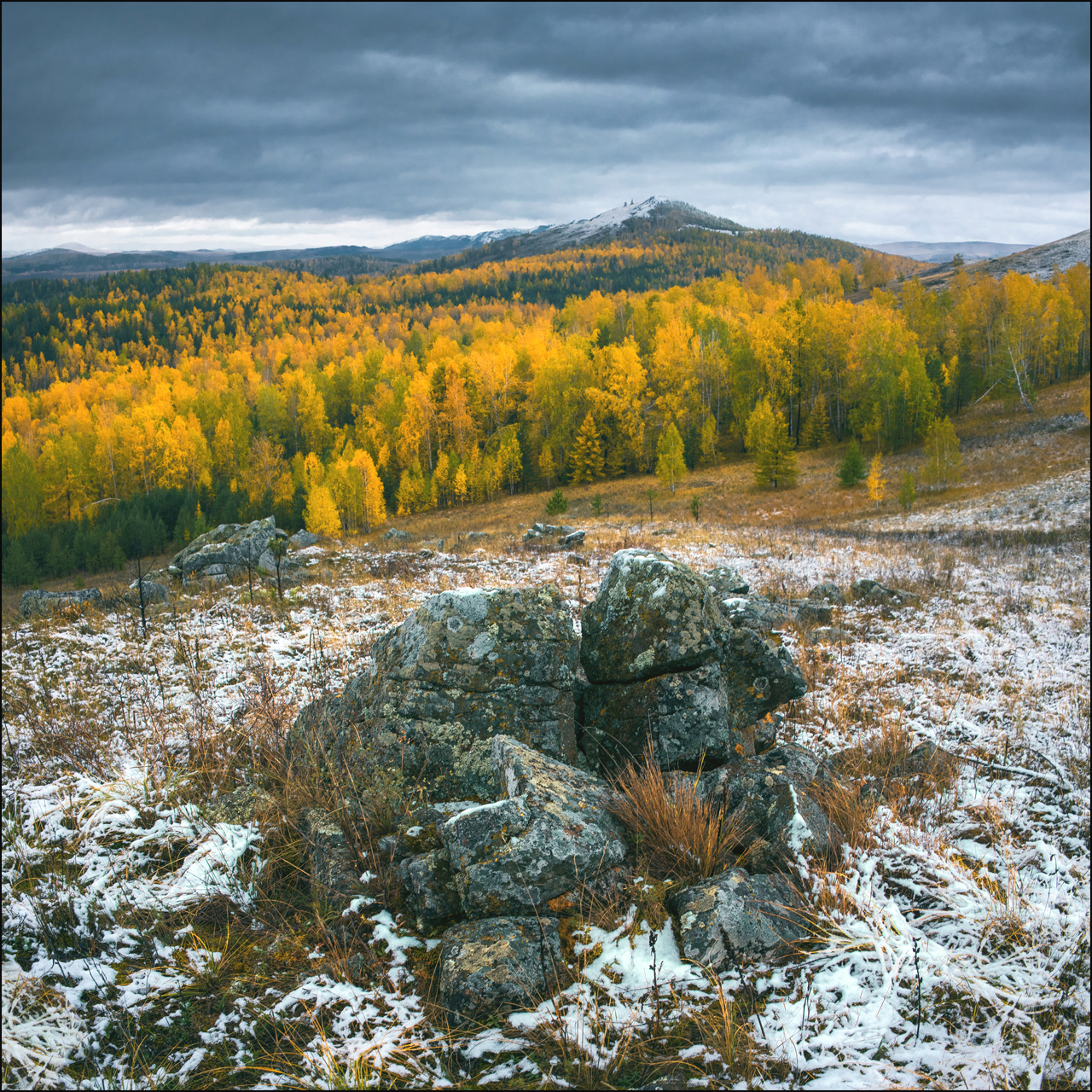 Первый Уральский снег (серия)