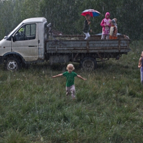 летний дождь автора chervyakov