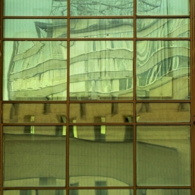 2010. Челябинск. Окно музея.