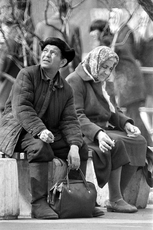 1968. Челябинск. На остановке "ЧГПИ" (ныне "Алое Поле")