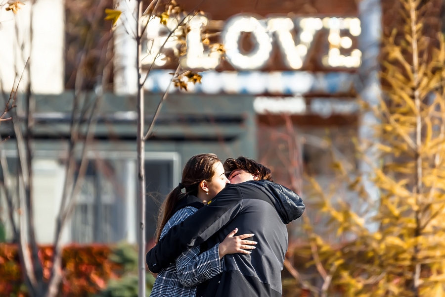 pLOVE