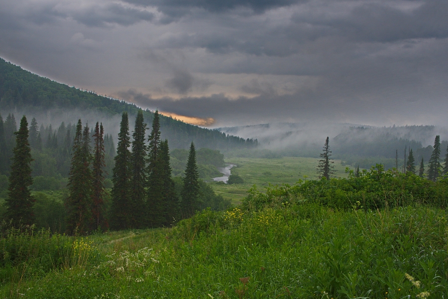 загадачная даль