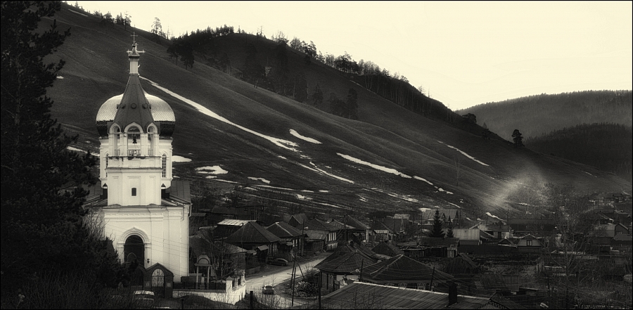 Апрель.