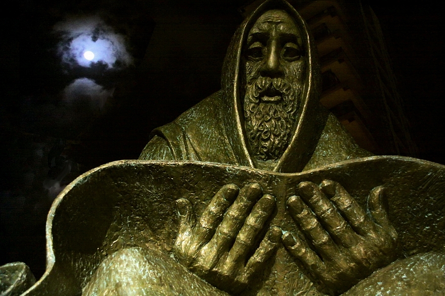 Читающий молитву