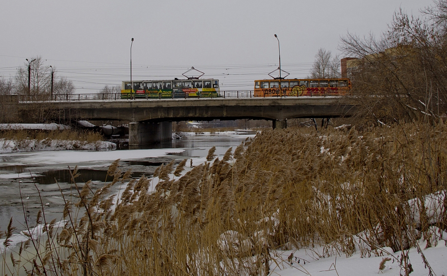 Река в городе (серия)