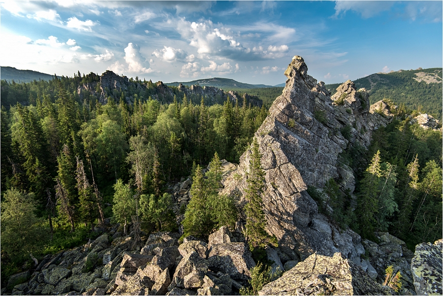 Скалы Приступки (серия)
