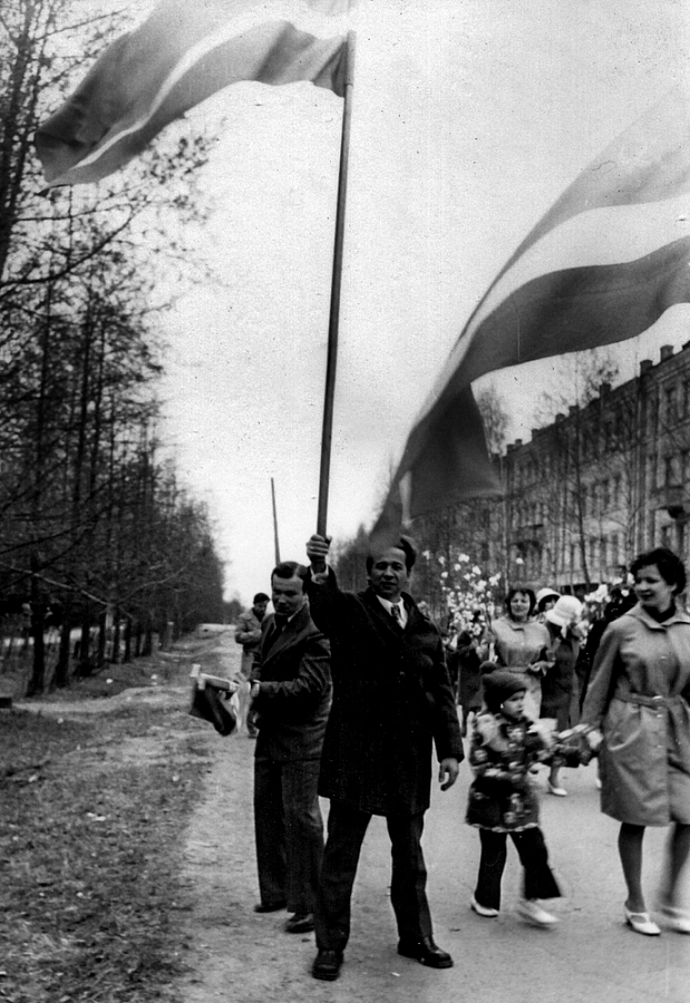 знаменосец